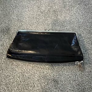 HOBO International Clutch - Black